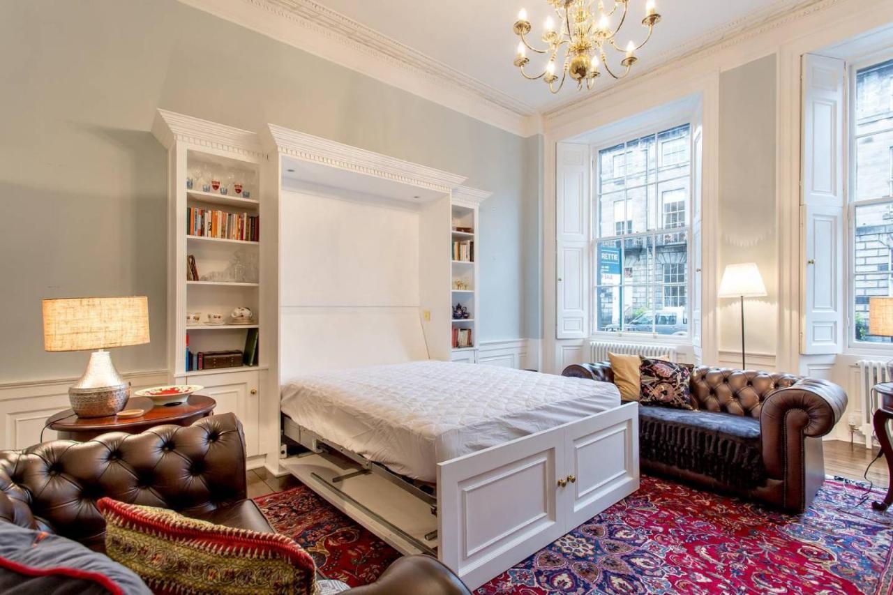 Joivy Converted Flat In Historic Building In New Town 爱丁堡 外观 照片