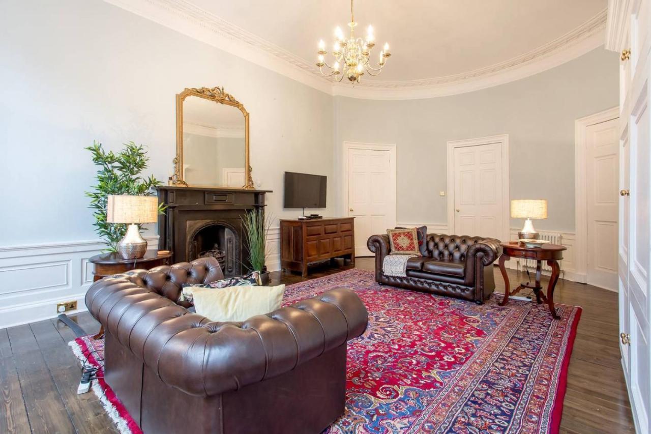 Joivy Converted Flat In Historic Building In New Town 爱丁堡 外观 照片